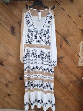 Boho Embroidered Maxi Dress White Black Beige Peasant Cottagecore Midi Dress